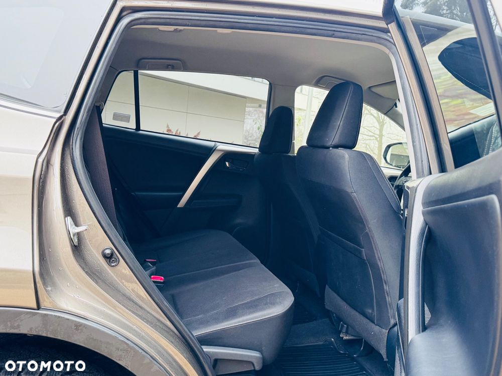 Toyota RAV4 2.0 D-4D Premium 4x2 - 38