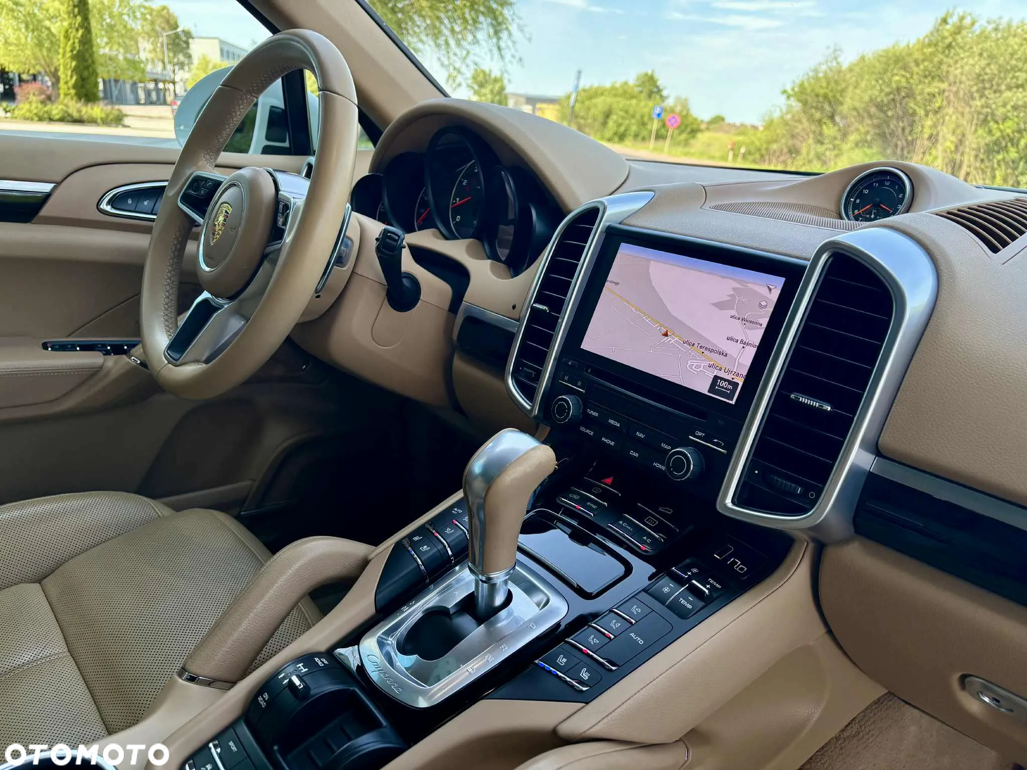 Porsche Cayenne Platinum Edition - 31