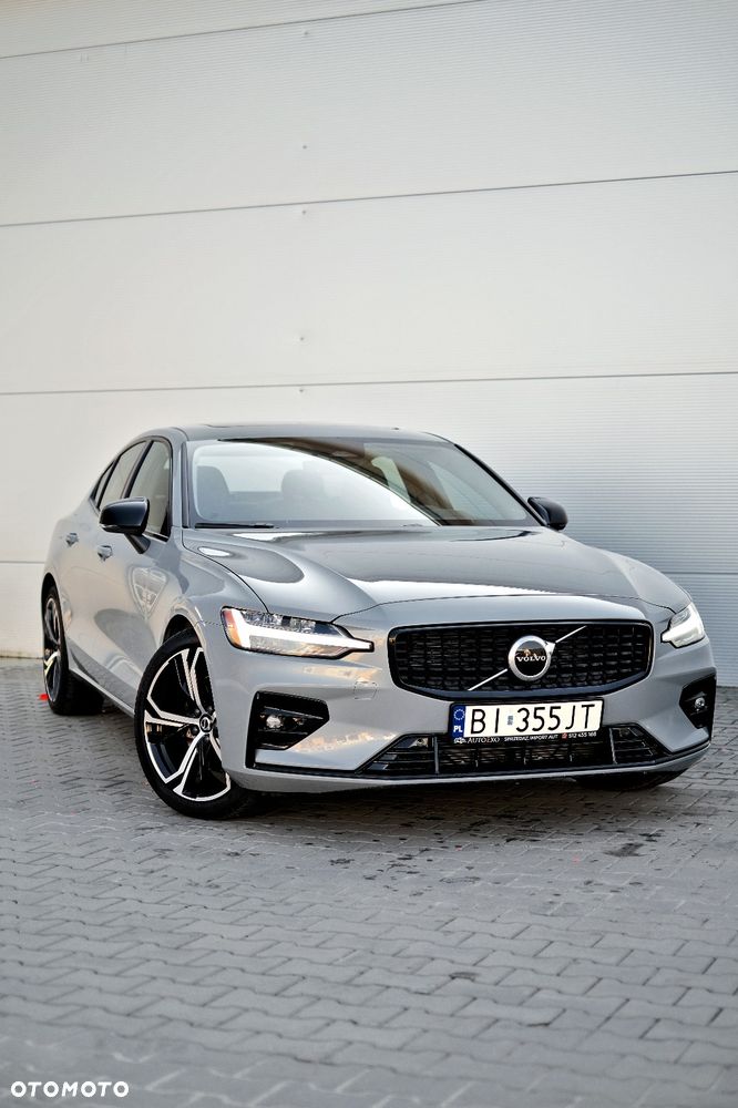 Volvo S60 B5 B Ultimate Dark - 9