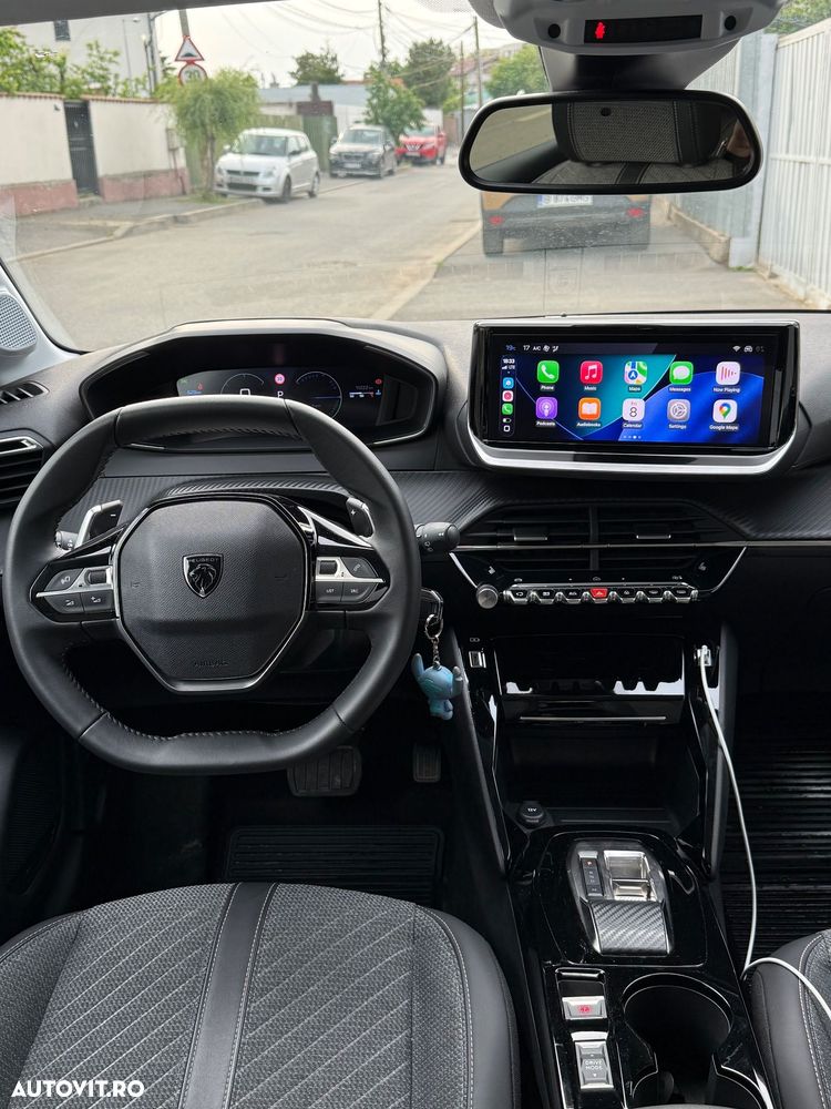 Peugeot 208 1.2L e-DCS6 MHEV Allure - 12