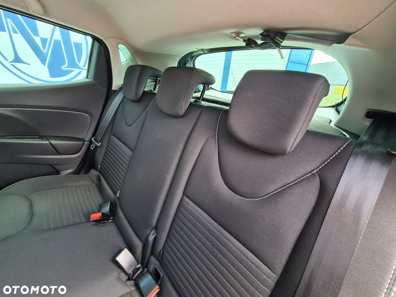Renault Clio 1.2 16V 75 LIMITED - 23