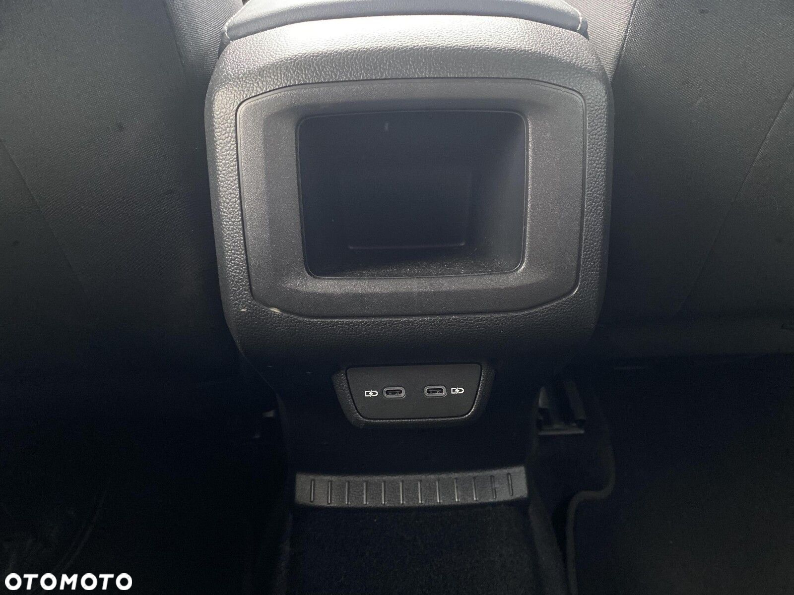 Volkswagen T-Cross - 21