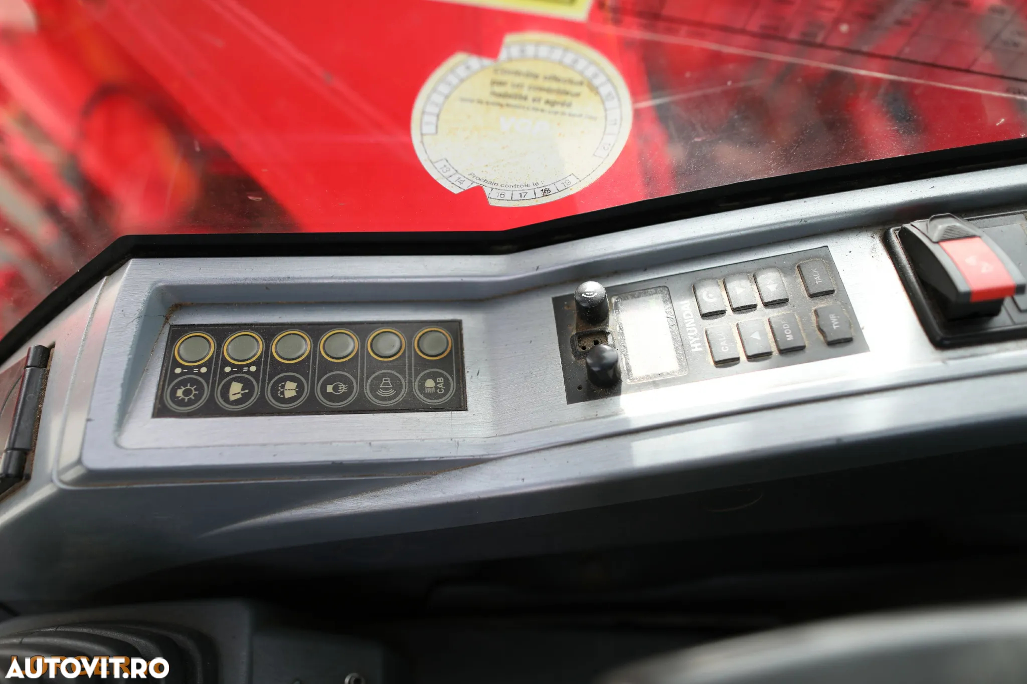 Hyundai Robex 145 LCR - 13