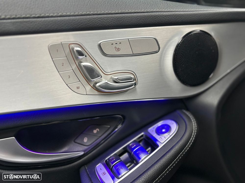 Mercedes-Benz GLC 300 - 11