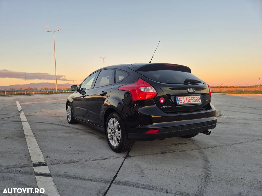 Ford Focus 1.6 EcoBoost Start-Stopp-System SYNC Edition - 11