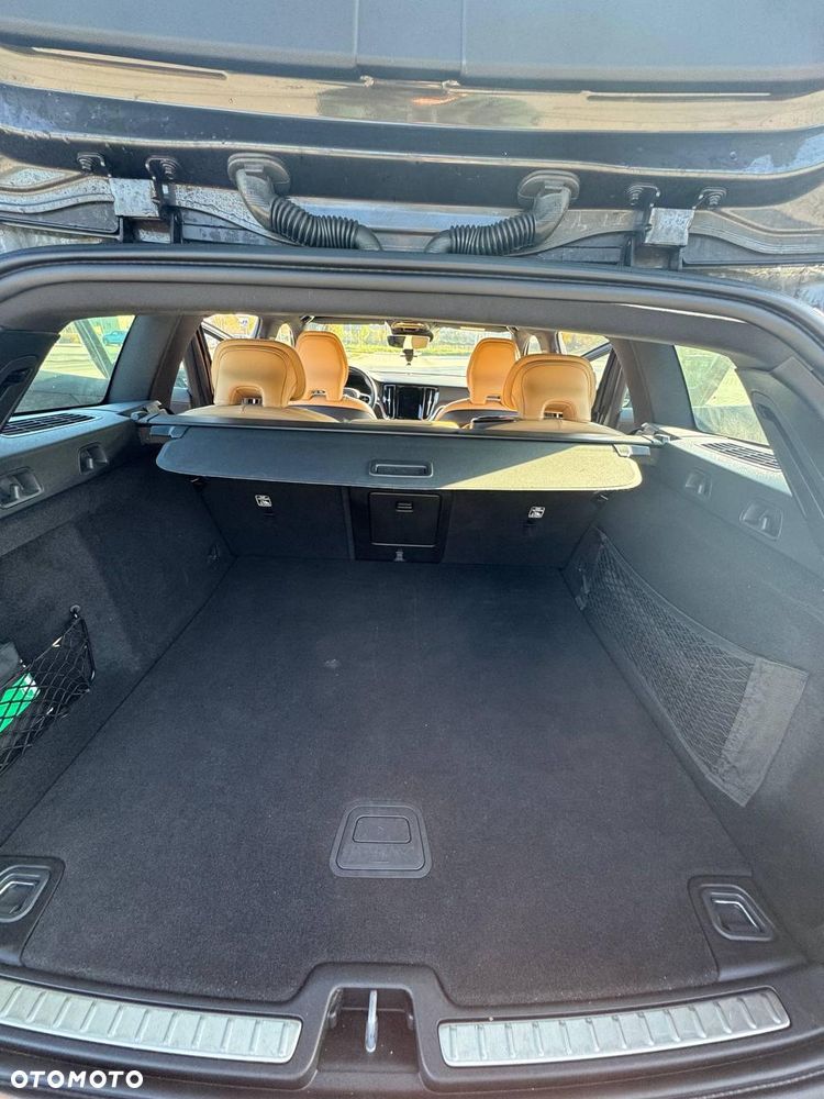 Volvo V60 Cross Country D4 AWD - 13