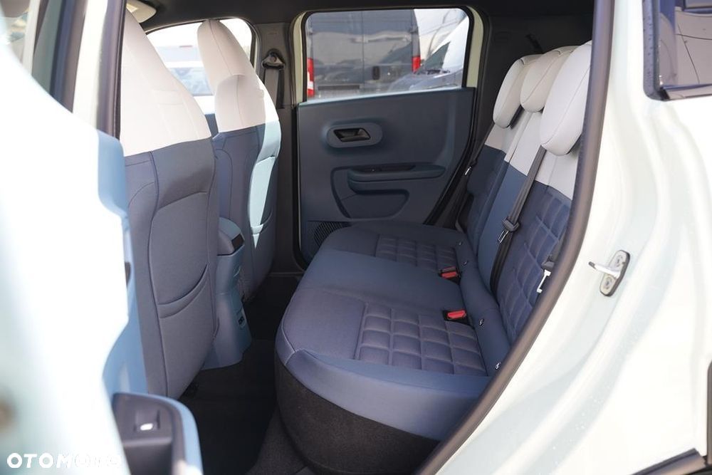 Fiat Grande Panda 1.2 mHEV La Prima eDCT - 7