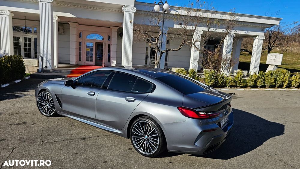 BMW Seria 8 - 24