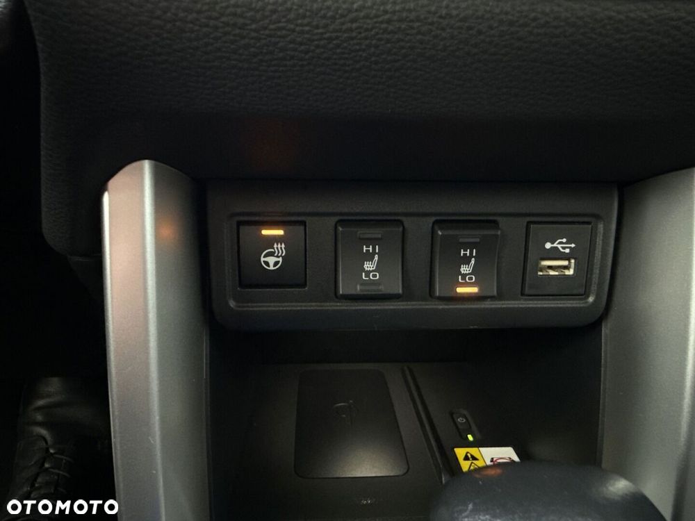 Toyota Corolla Cross 2.0 Hybrid Premiere Edition AWD - 28