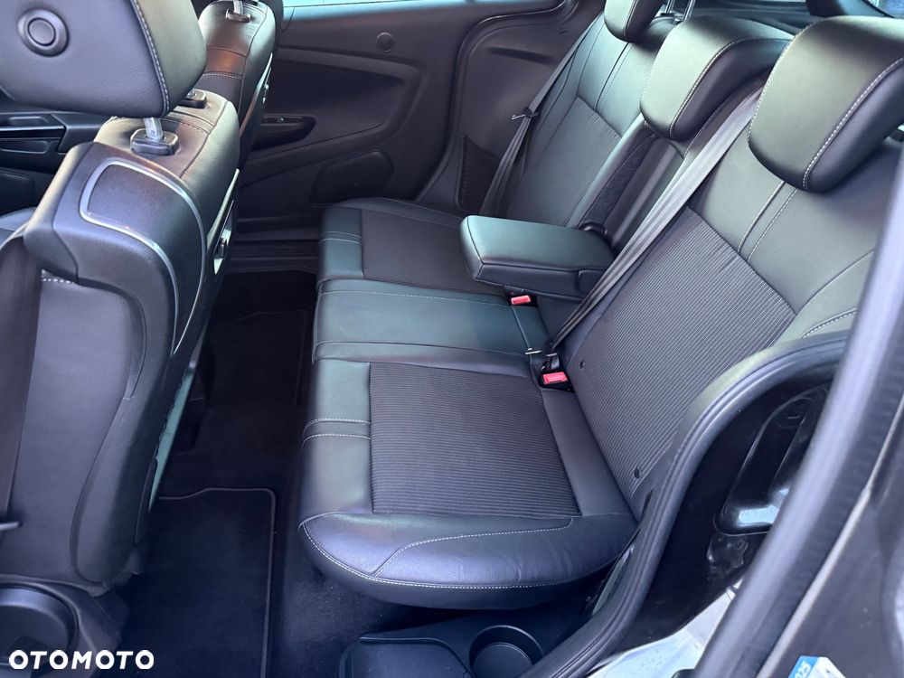 Ford B-MAX 1.6 Titanium - 19