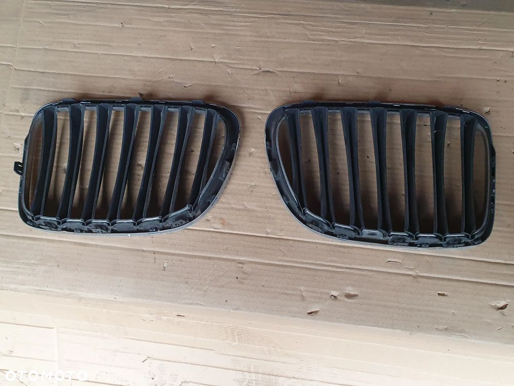 BMW X3 F25 F26 KRATKA ZDERZAK PRAWY/LEWY PRZÓD komplet 10627110 - 3