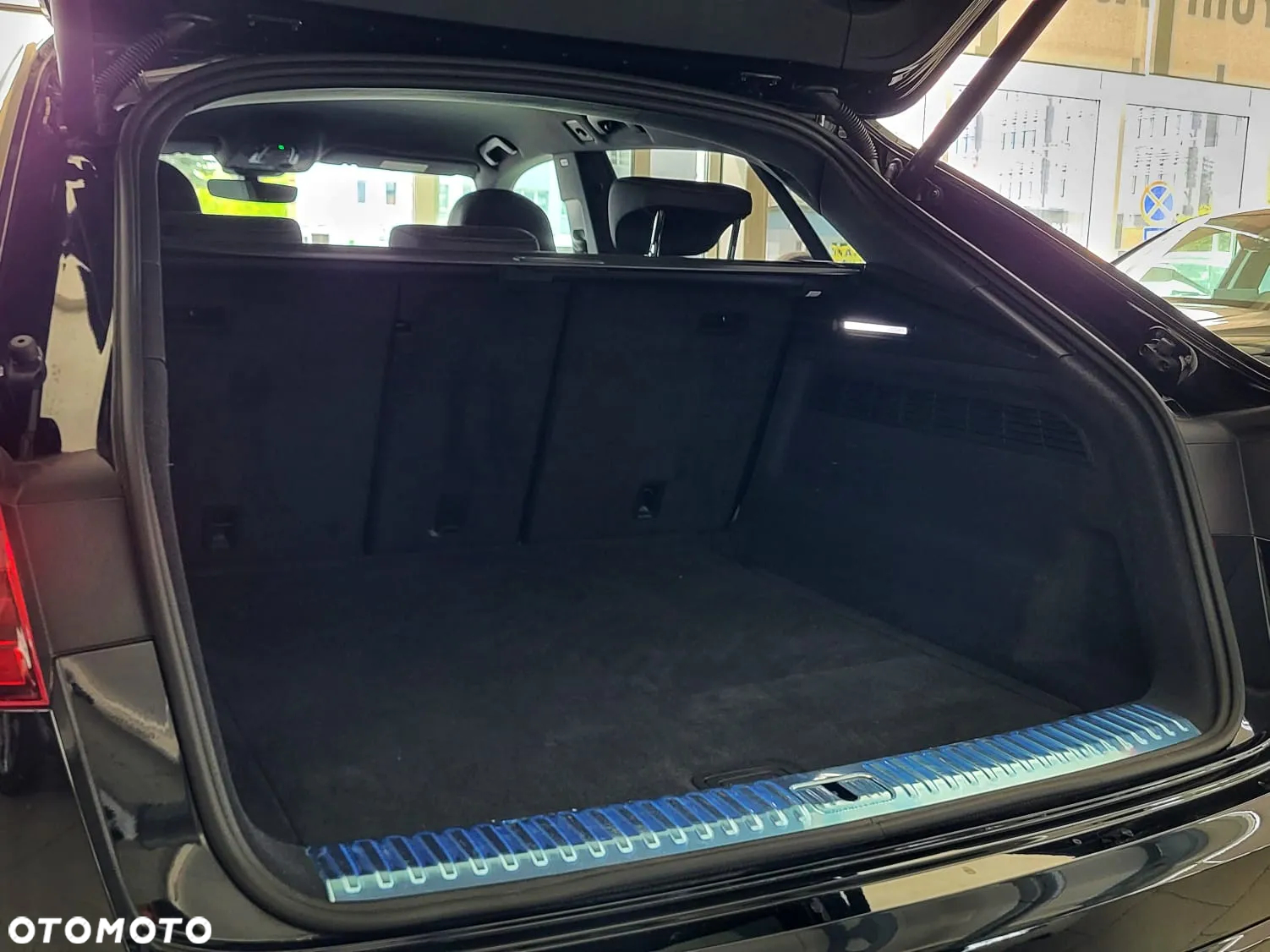 Audi Q8 - 6