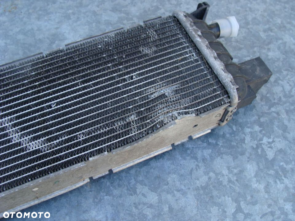 AUDI Q3 A4 A5 A6 A7  CHŁODNICA INTERCOOLER 8K0145804H - 2