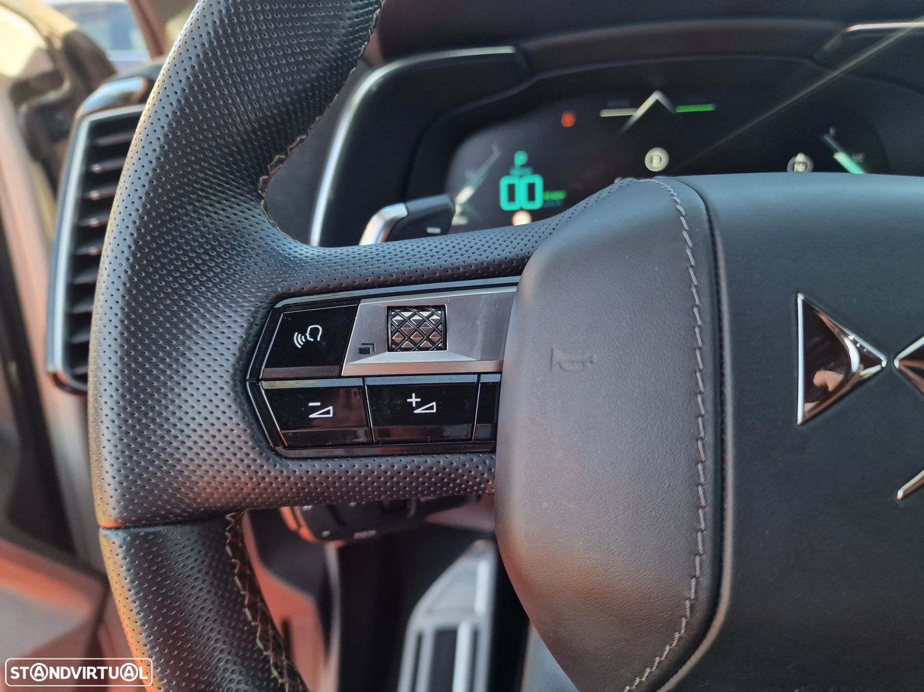 DS DS7 Crossback E-Tense Performance Line+ EAT8 - 25