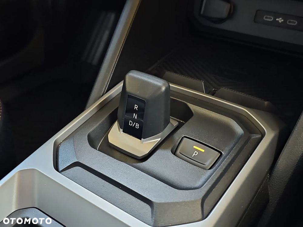Dacia Duster 1.6 Full Hybrid 140 Extreme MMT - 32