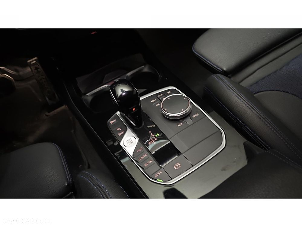 BMW Seria 1 118d M Sport sport - 22