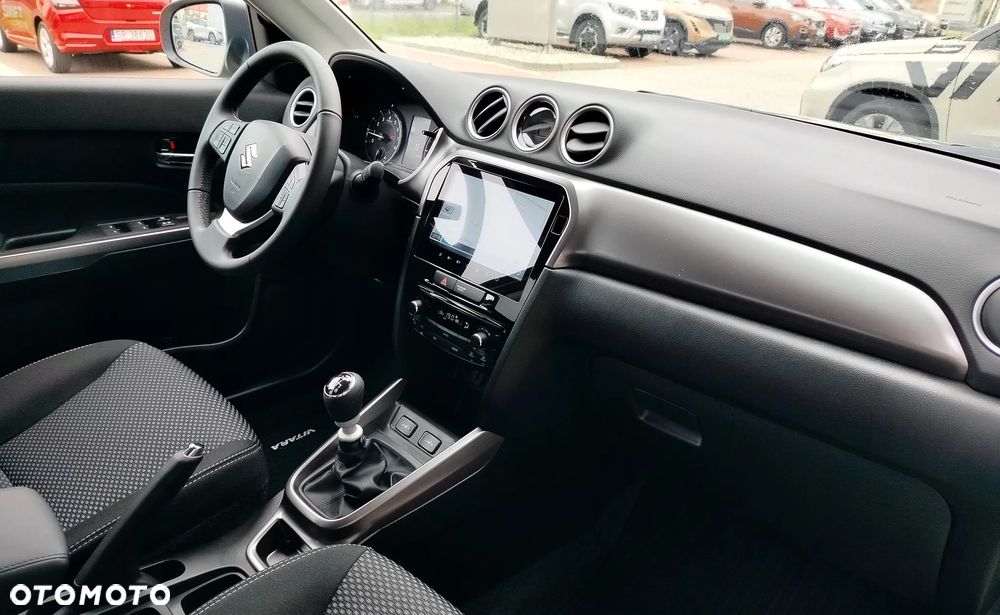 Suzuki Vitara 1.4 Boosterjet mHEV Premium Plus 2WD - 25