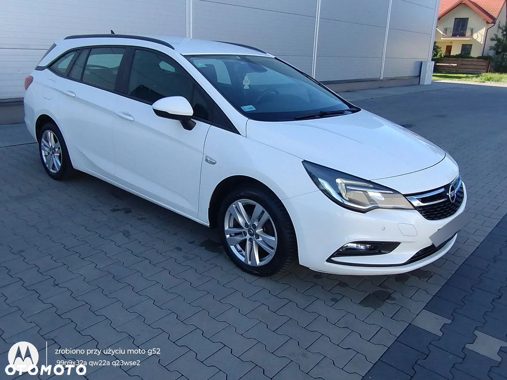 Opel Astra - 11
