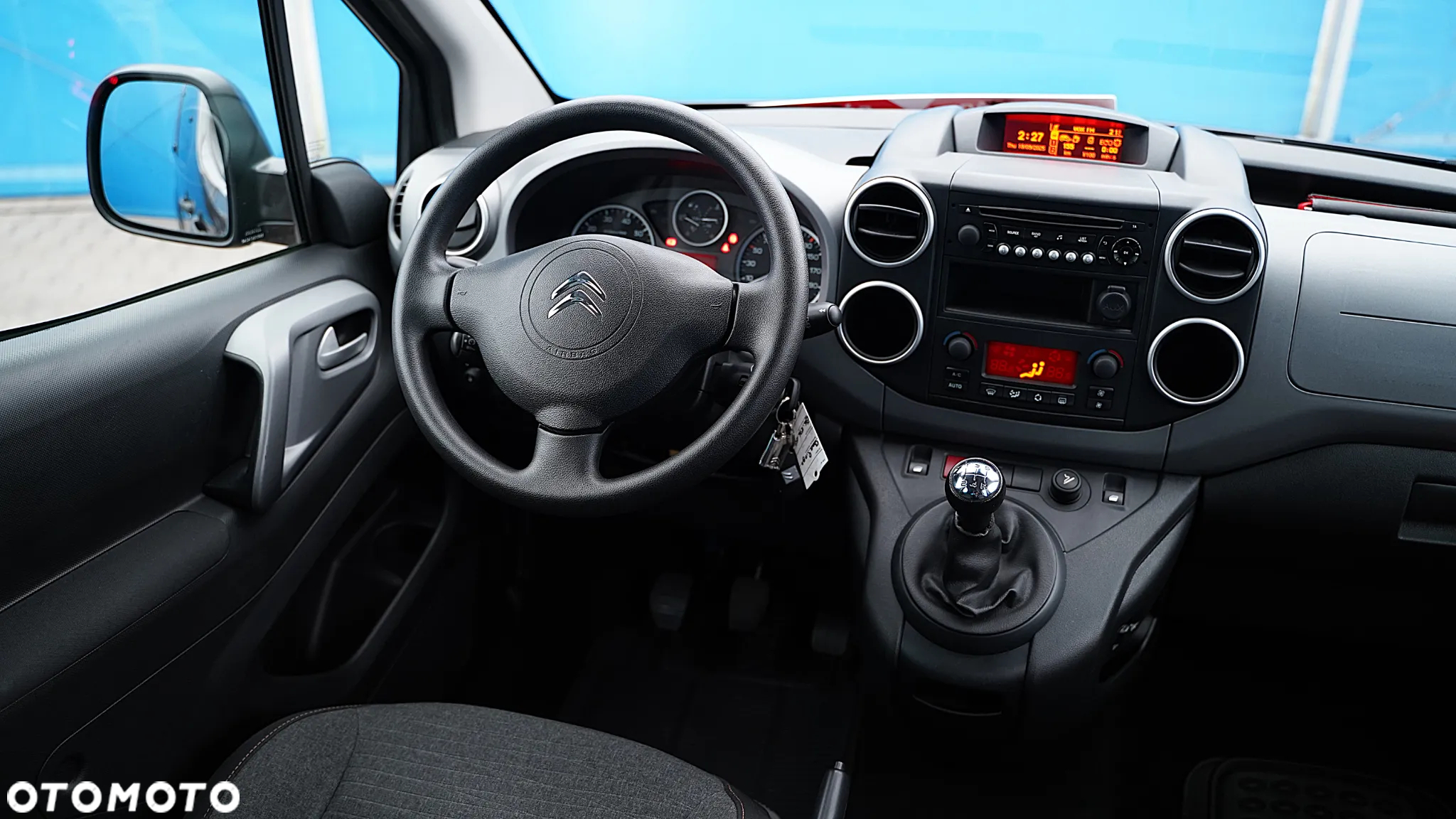 Citroën Berlingo Multispace PureTech 110 SHINE - 29