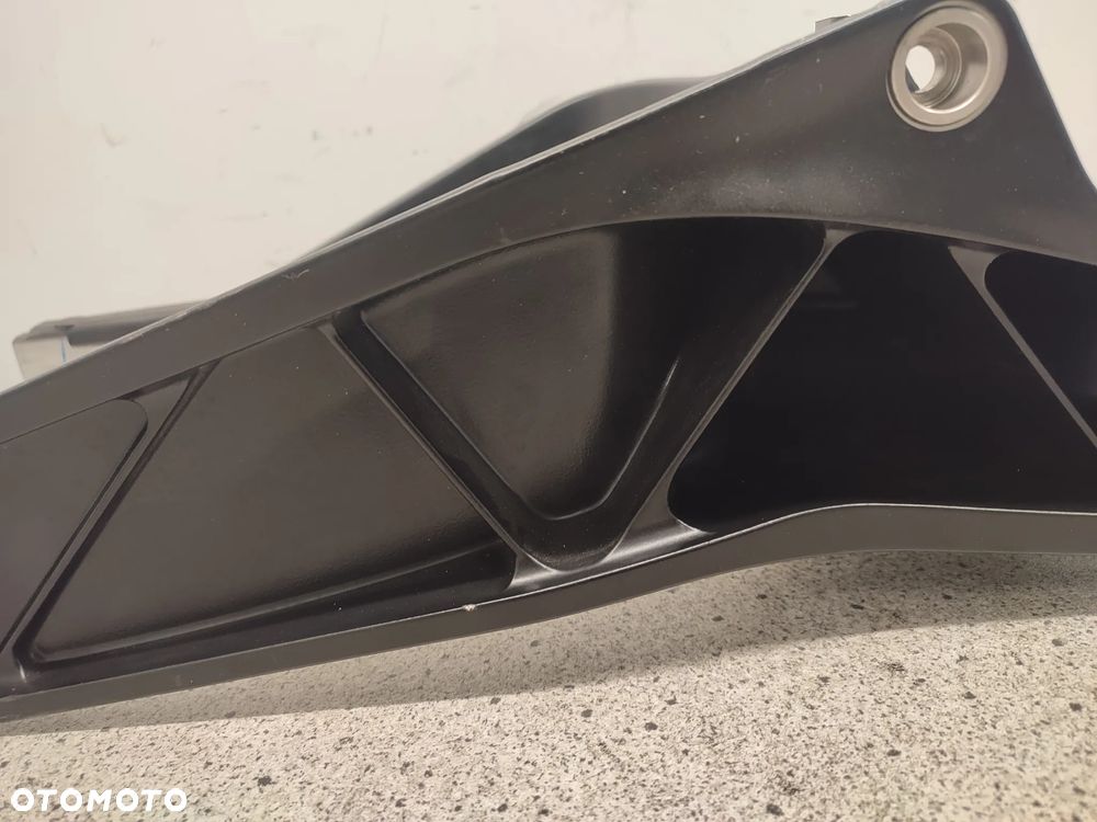 Wahacz KTM 125 390 Duke 24- - 15