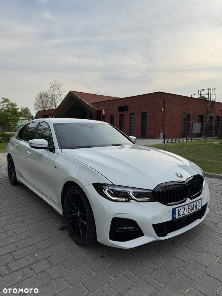 BMW Seria 3 330i xDrive M Sport sport - 2