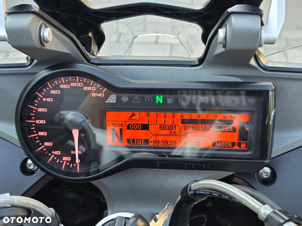 BMW R - 16