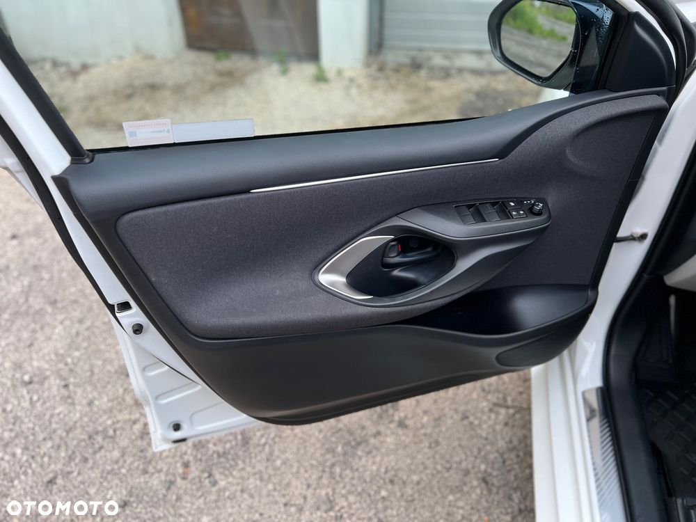 Toyota Yaris Hybrid 1.5 Active - 19