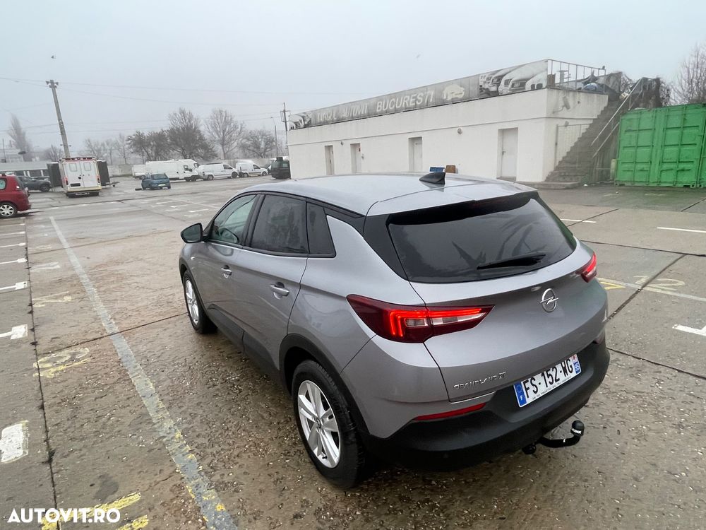 Opel Grandland X 1.2 Turbo START/STOP Aut. Design Line - 32