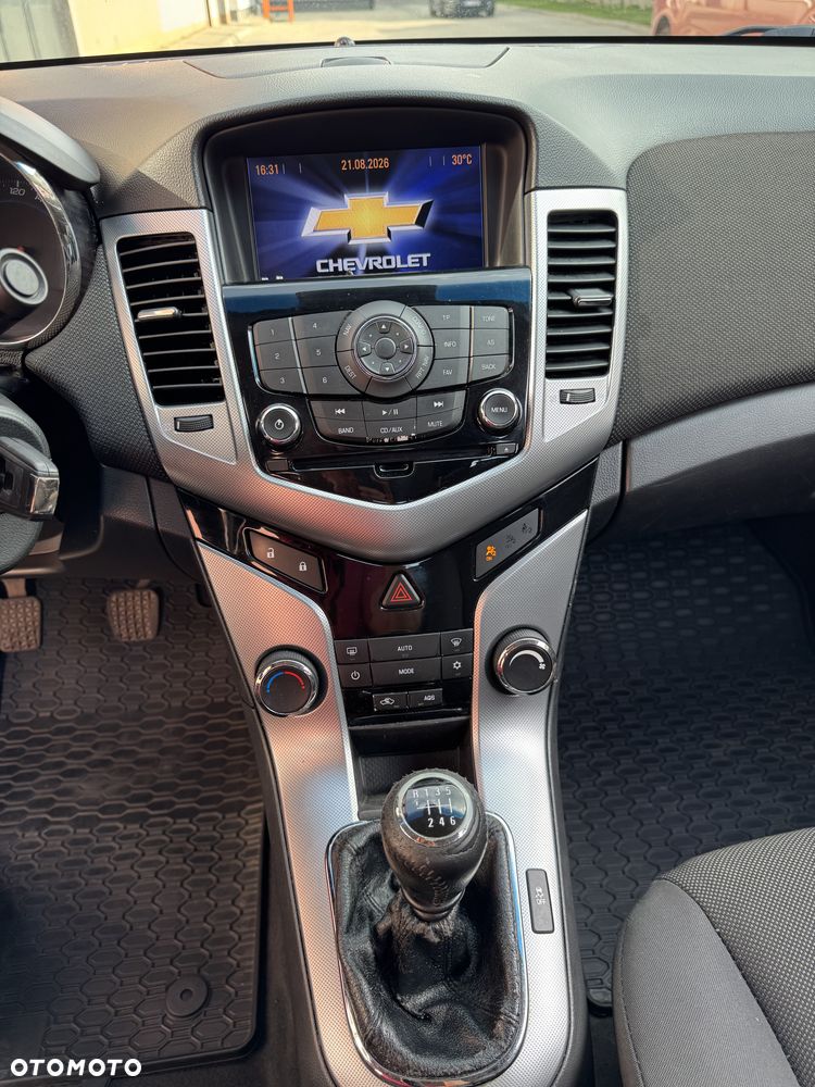 Chevrolet Cruze 2.0 D LT+ - 14