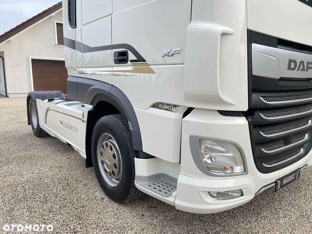 DAF XF 480 FT / STANDARD / SUPER SPACE CAB / CLIMA STACJONARNA / XENON / 2019 / SALON POLSKA / DOPOSAŻONY / STAN JAK NOWY / - 12