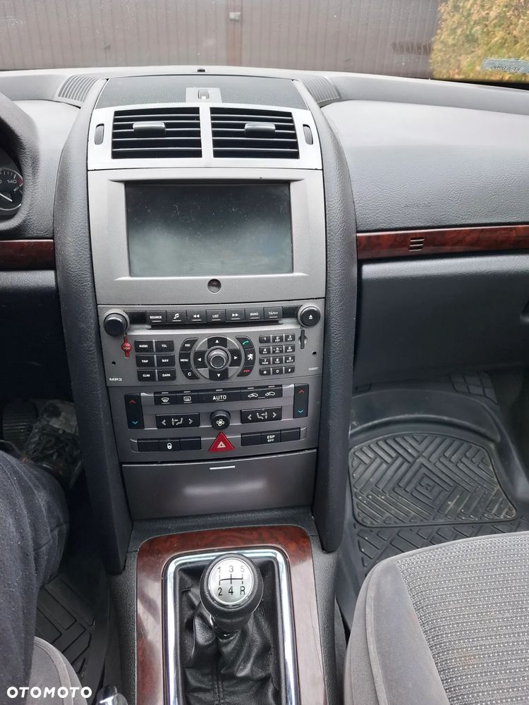 Peugeot 407 - 14