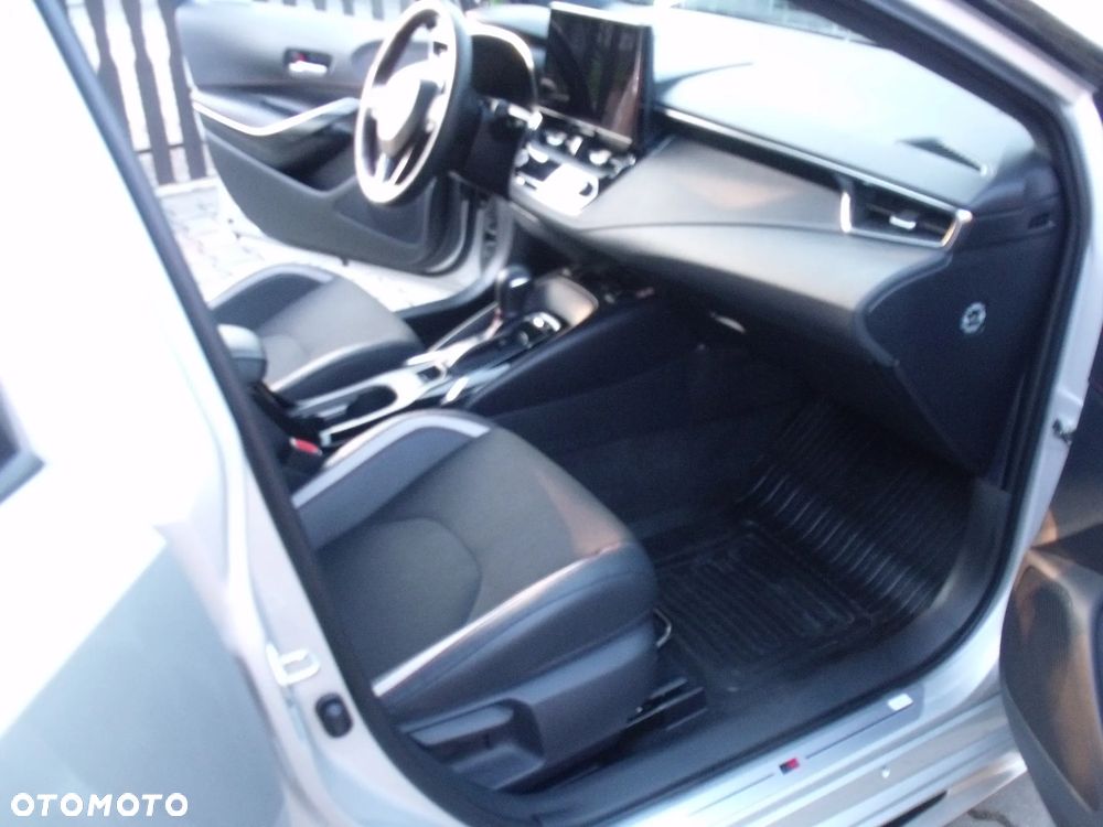 Toyota Corolla 1.8 Hybrid GR Sport Dynamic - 20