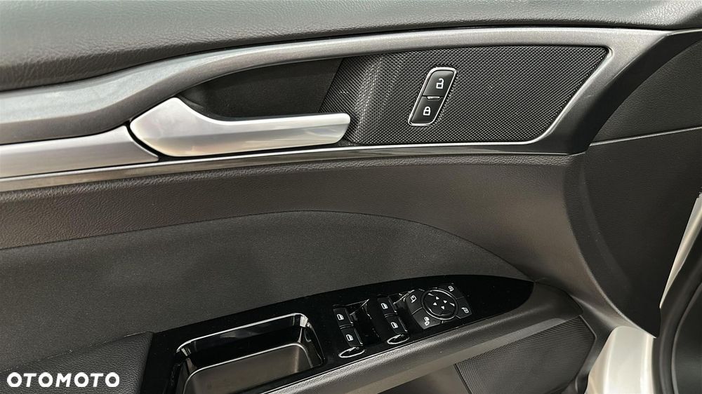 Ford Mondeo - 14