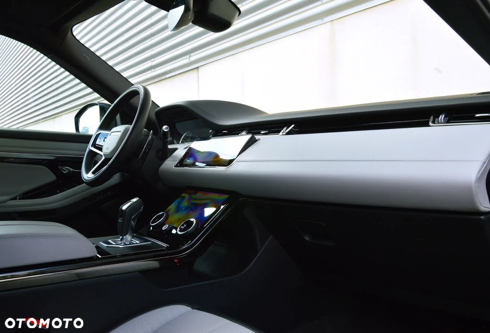 Land Rover Range Rover Evoque - 15