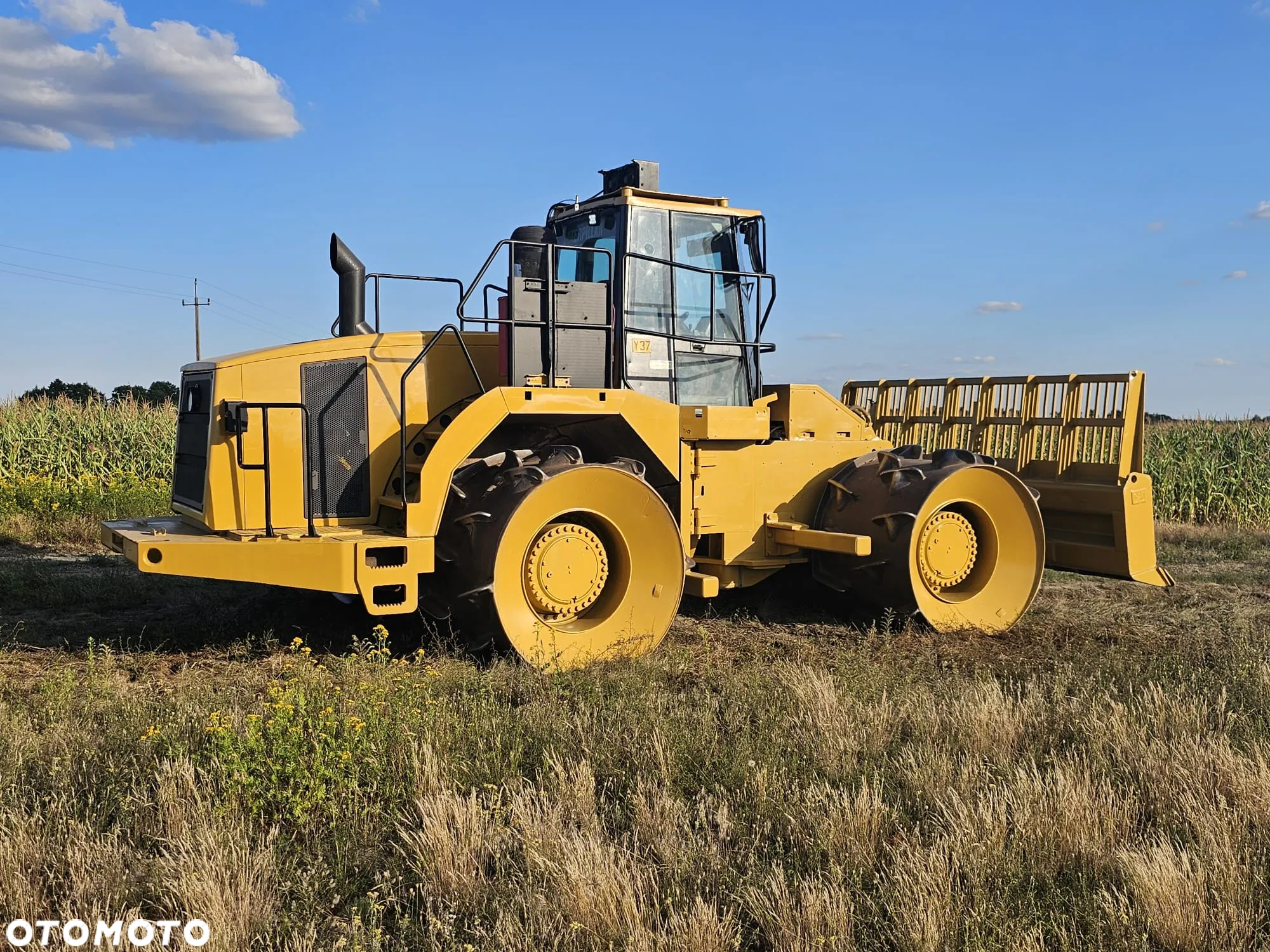Caterpillar 826 G - 8