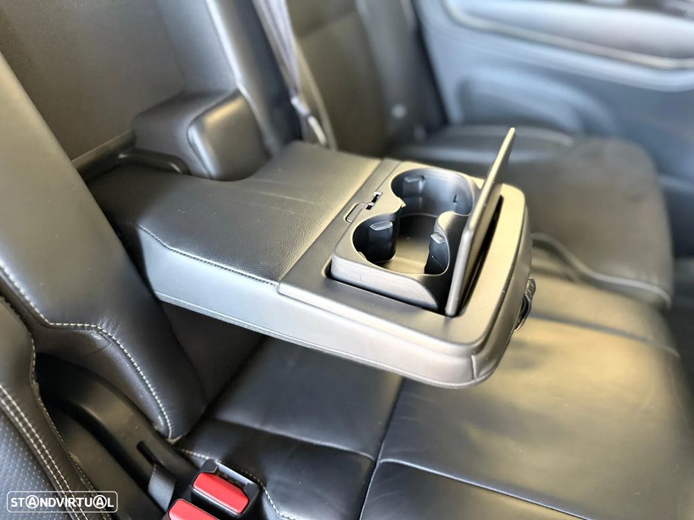 Volvo XC 90 2.0 D4 R-Design - 39