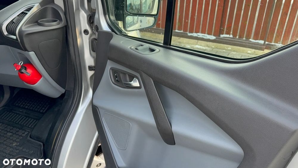 Ford Transit Custom - 25