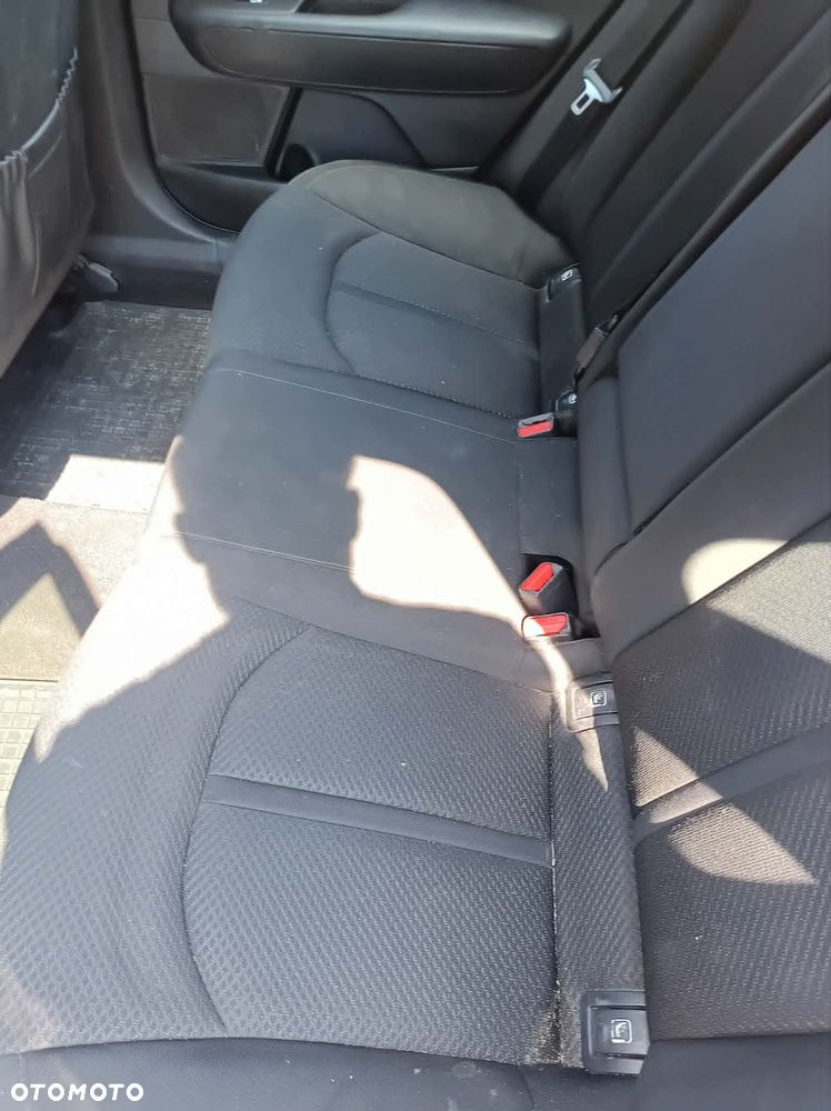 Kia Optima 1.7 CRDI L - 8