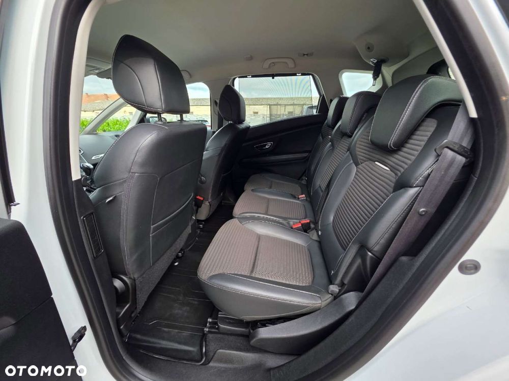 Renault Scenic - 18