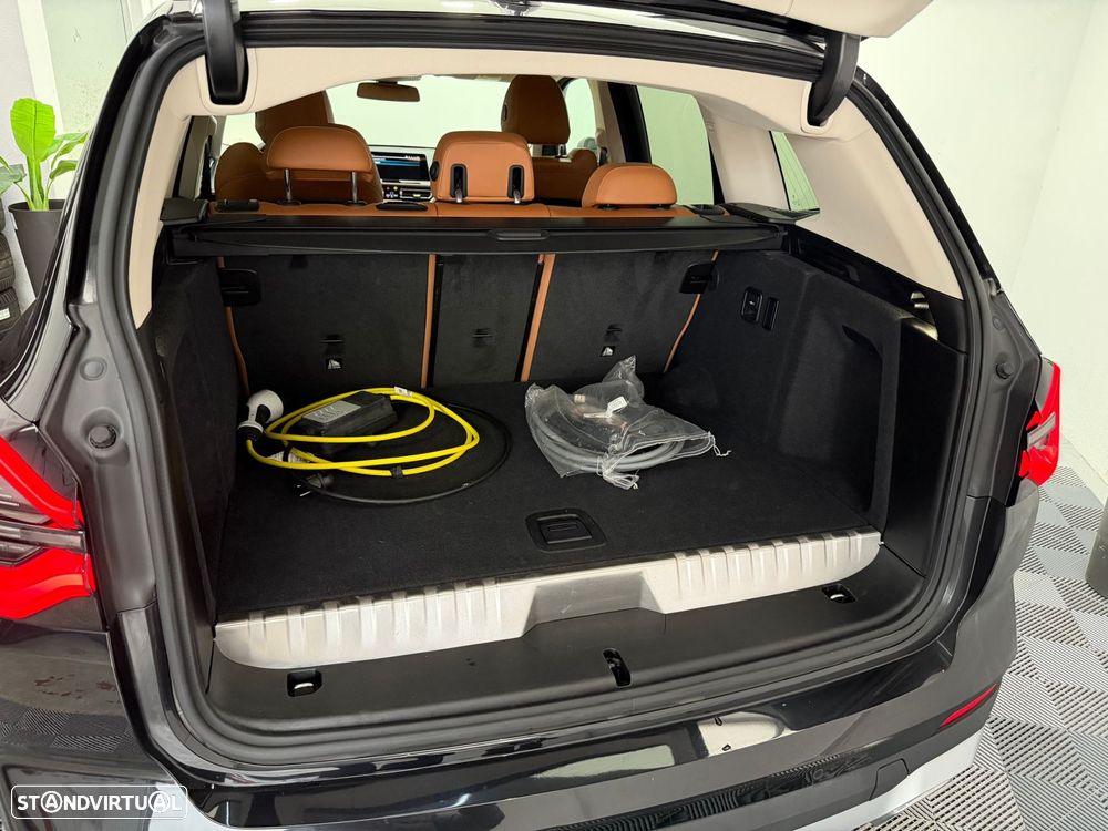 BMW X3 30 e xDrive Line Luxury - 24