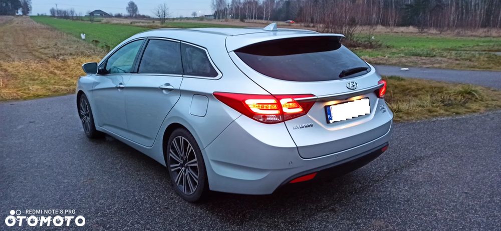Hyundai i40 Kombi 1.7 CRDi DCT Premium - 4