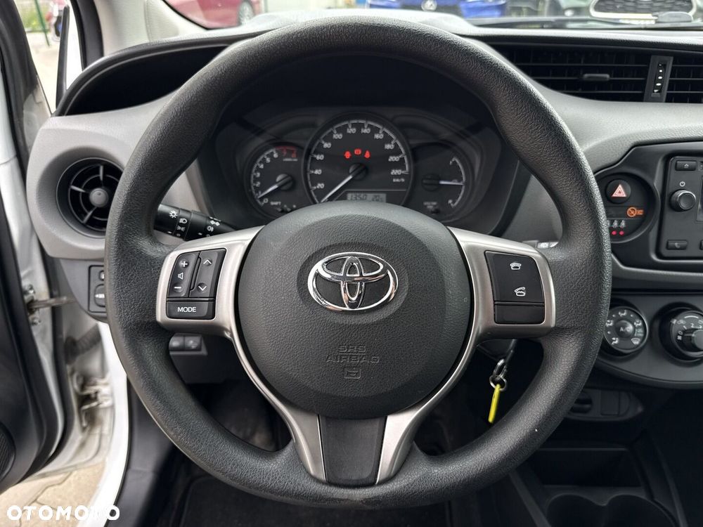 Toyota Yaris 1.5 Active - 14