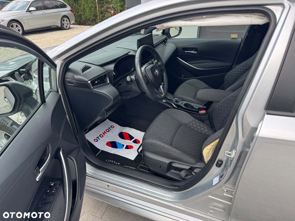 Toyota Corolla 1.8 Hybrid Style - 13