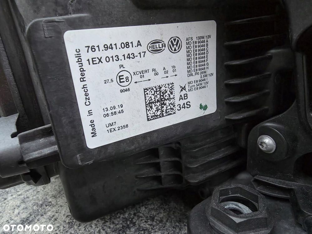 VW TOUAREG 3 III 760 761 R LINE Lampa lewa przód Full Led Matrix IQ Light - 10
