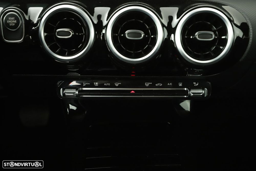 Mercedes-Benz A 250 e - 14