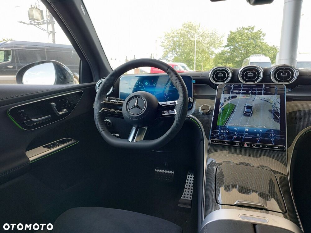 Mercedes-Benz GLC - 10