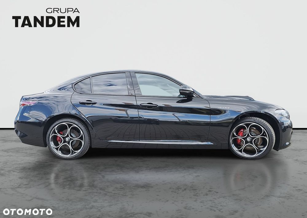 Alfa Romeo Giulia - 4