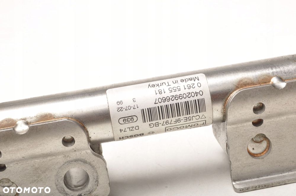 FOCUS MK3 2.0 ST LISTWA WTRYSKOWA CJ5E-9F797-BG - 2