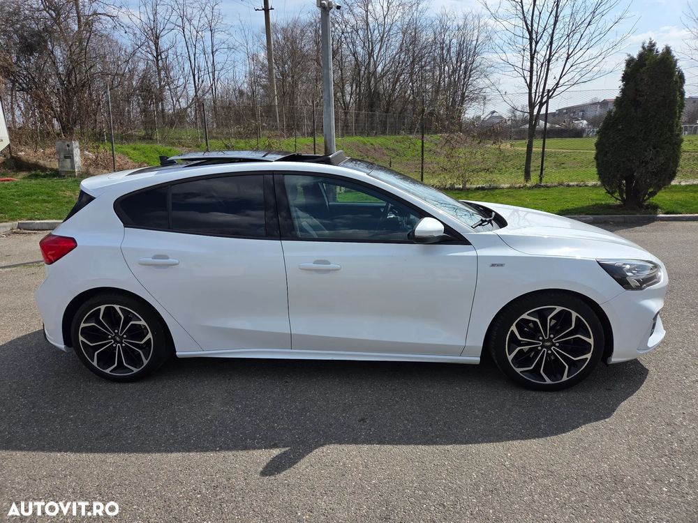 Ford Focus 1.0 EcoBoost Start-Stopp-System ST-LINE STYLE - 3