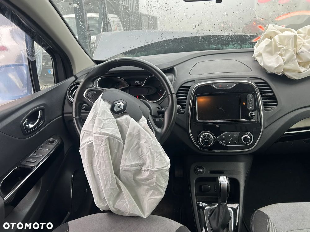 Renault Captur - 17